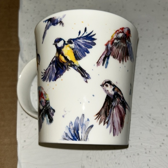 Dunoon Cairngorm ‘Flight of Fancy – Bird’ Mug - Picture 7 of 12
